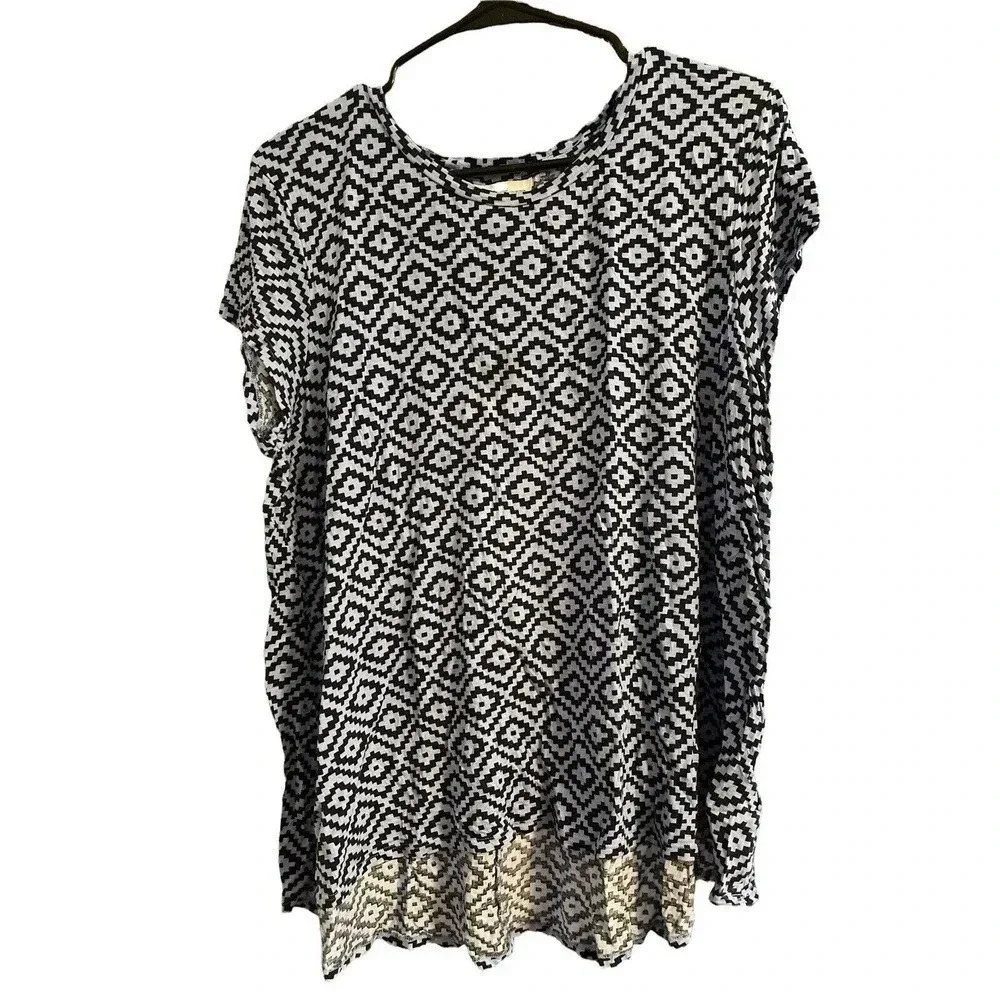 JACLYN SMITH TOP SIZE XL BLUE TOP
